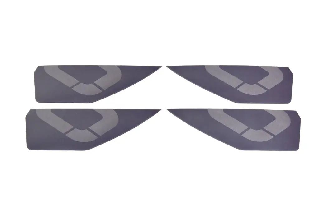 Fins-V2-02-medium.webp