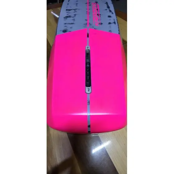 radical-v8_003.webp