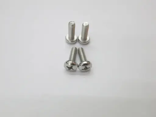 Screws for Kiteboard Pads and straps x 4 - OZONE